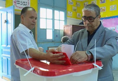 تونس: نسبة الاقتراع في الانتخابات البرلمانية تجاوزت 41 %