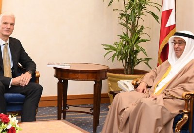 محمد بن مبارك يبحث تنظيم منتدى تطوير أداء المعلمين