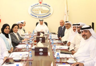 محافظ العاصمة يستعرض معايير استحقاق المنامة لقب (المدينة الصحية)