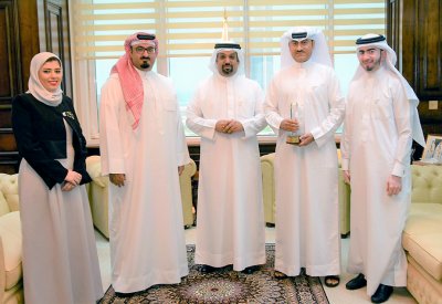 وزير المالية: مواصلة العمل نحو تنفيذ البرامج الرامية لتطوير الأداء باحترافية واتقان بما يلبي التطلعات المنشودة