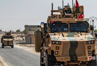 تركيا تواصل الحشد.. وموجة نزوح من شمال شرق سوريا