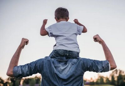 دراسة غريبة.. الوقت مع الآباء يزيد الذكاء