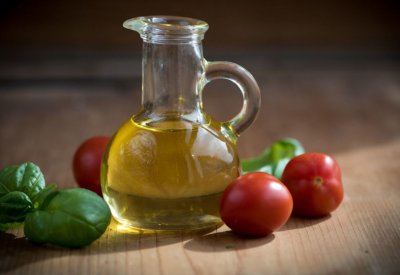 أطعمة تحافظ على شبابك وصحتك