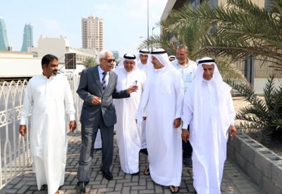 محافظ العاصمة يبحث الاحتياجات الخدمية لــ( النعيم ) والأهالي يشيدون ببرنامج (المنامة مدينة صحية)