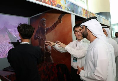 منصور بن محمد يفتتح "إنسومنيا دبي" للألعاب الإلكترونية والافتراضية
