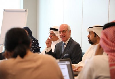 وزير شؤون مجلس الوزراء: الحكومة ماضية لمواكبة التوجهات العالمية في العمل الحكومي