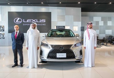 لكزس البحرين تطلق موديلي RX  وGX  2020