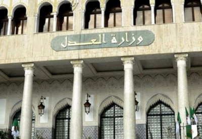 قبل انتخابات الجزائر.. حركة تغيير تشمل آلاف القضاة