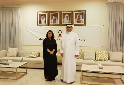 الصالح: يلتقي رئيسة جمعية الصحفيين ويبحث معها احتياجات الصحفيين التشريعية