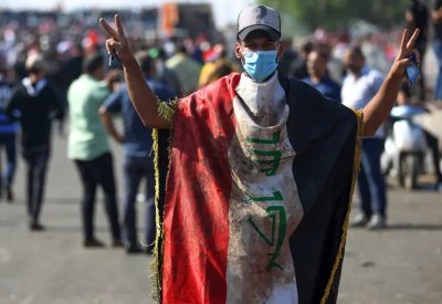 محتجون وسط بغداد.. والأمن يلمح إلى "طابور خامس" ودواعش