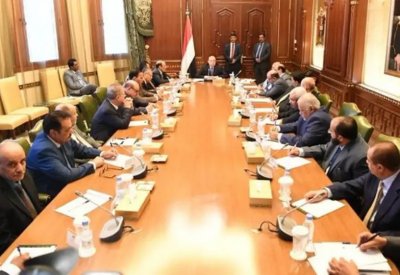 الرئيس اليمني: اتفاق الرياض ينهي التمرد ويوحد الصفوف