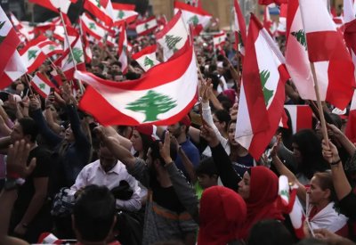قطع طرقات في لبنان.. وتوتر جنوباً