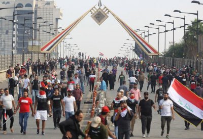 على وقع التظاهرات.. برلمان العراق يلغي امتيازات الرؤساء
