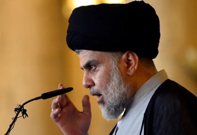 الصدر يهدد عبدالمهدي بسحب الثقة ويدعو العامري للتعاون
