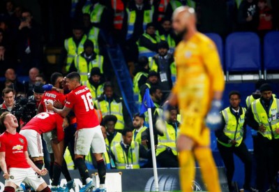 يونايتد يتجاوز تشيلسي بصعوبة في كأس الرابطة