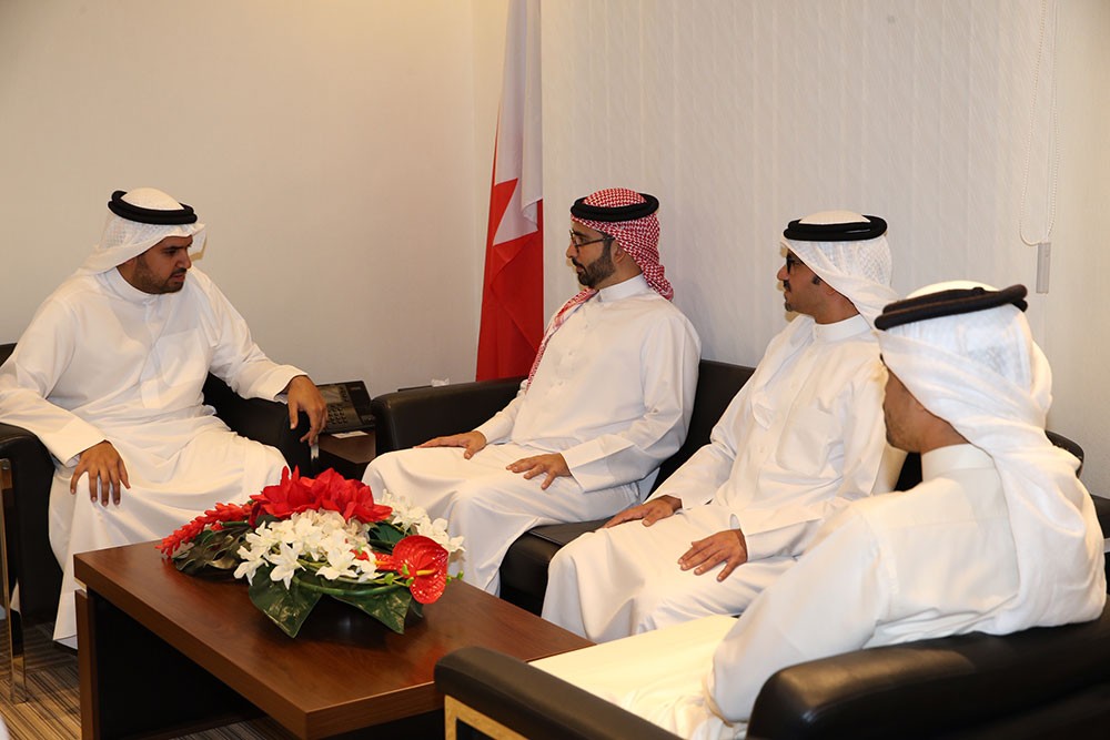 المؤيد يزور اتحادات السلة والقدم والطائرة واليد ويبحث معهم التكامل للارتقاء بالألعاب الرياضية