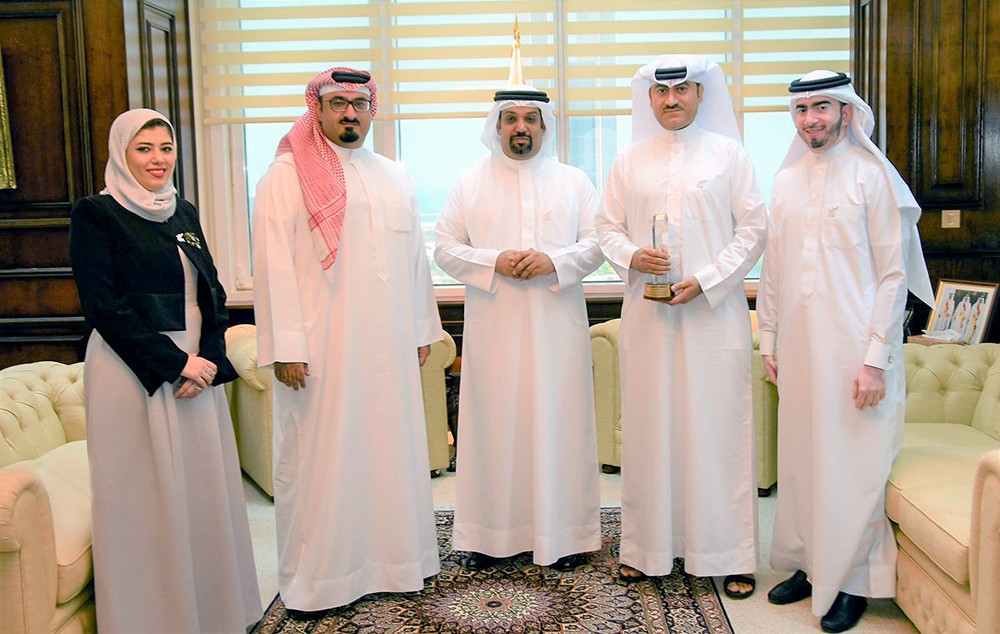 وزير المالية: مواصلة العمل نحو تنفيذ البرامج الرامية لتطوير الأداء باحترافية واتقان بما يلبي التطلعات المنشودة