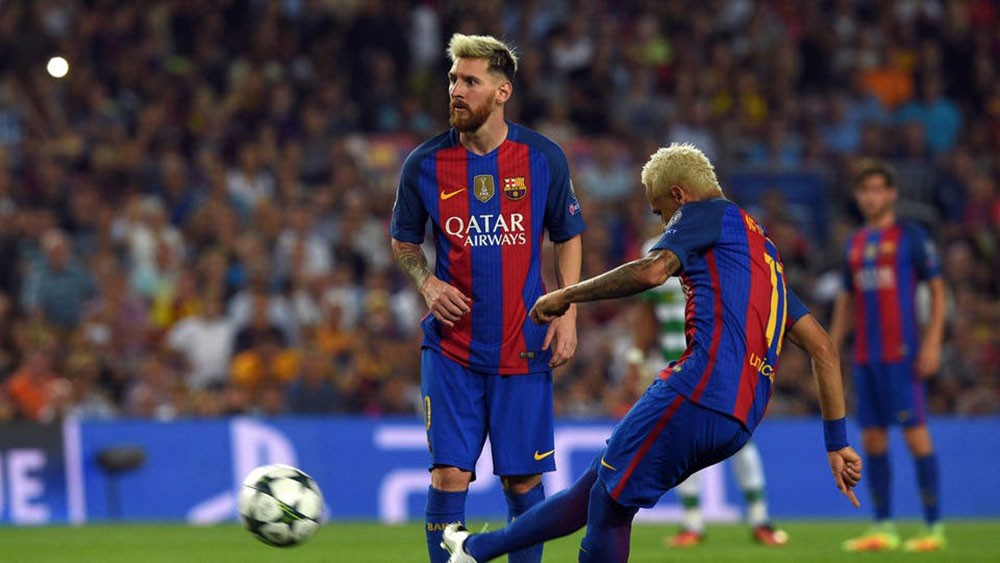ميسي: نيمار أثار "قلقي".. وأردت الرحيل عن برشلونة
