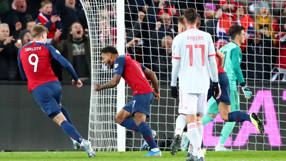 مستوى منتخب إسبانيا يثير قلق محبيه