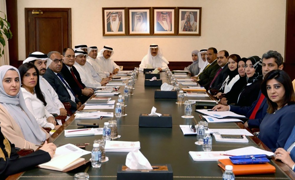 حميدان يطلع على النتائج المتحققة في مشاريع التوظيف والرعاية الاجتماعية