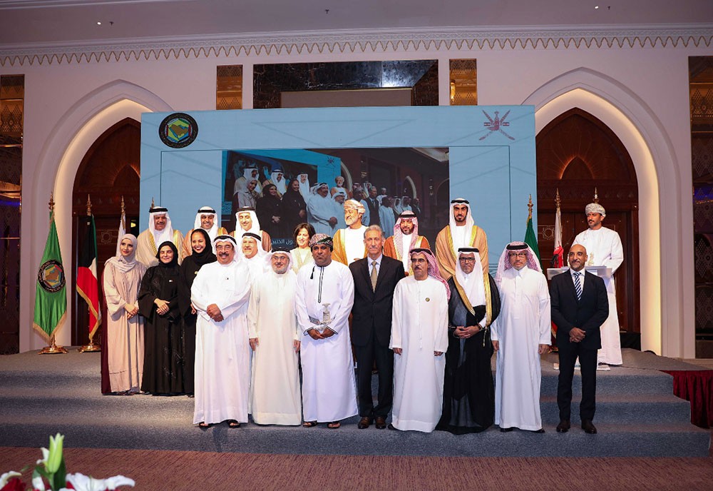 تكريم المبدعين البحرينيين في مسقط ضمن اجتماع لجنة وزراء الثقافة الخليجيين