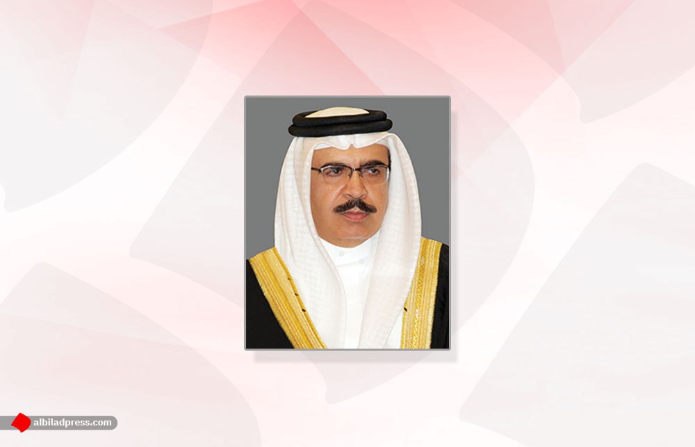 وزير الداخلية يهنئ سمو الشيخ ناصر بن حمد