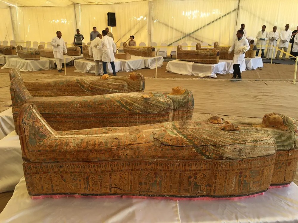 كنز أثري بمصر.. 30 تابوتا بالأقصر تكشف حياة الفراعنة