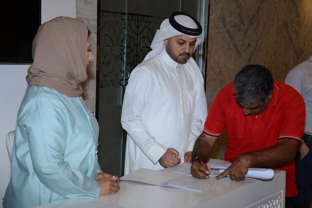 الإسكان تشرع في توزيع شقق التمليك بمشروع (الجفير) الإسكاني