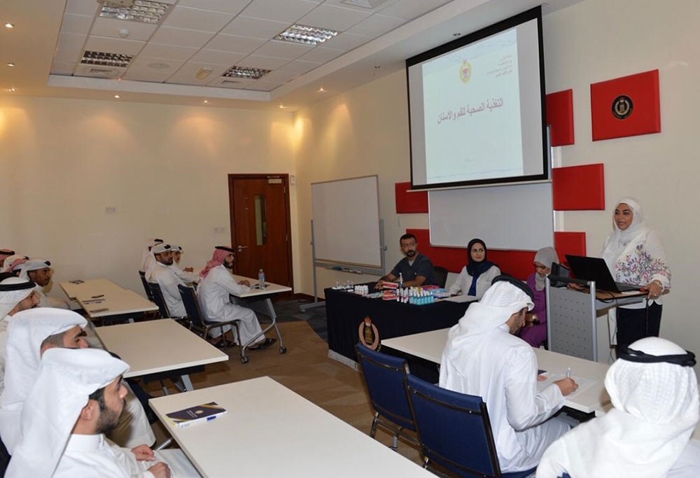 محاضرات توعوية حول العناية بالأسنان