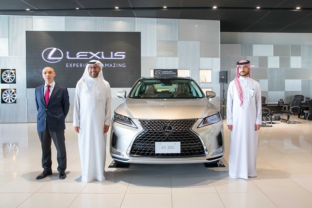 لكزس البحرين تطلق موديلي RX  وGX  2020