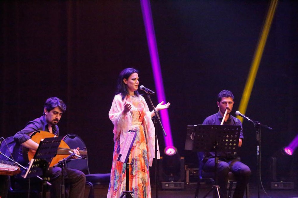 الفنانة اللبنانية دالين جبور تحيي أمسية للطرب العربي الأصيل