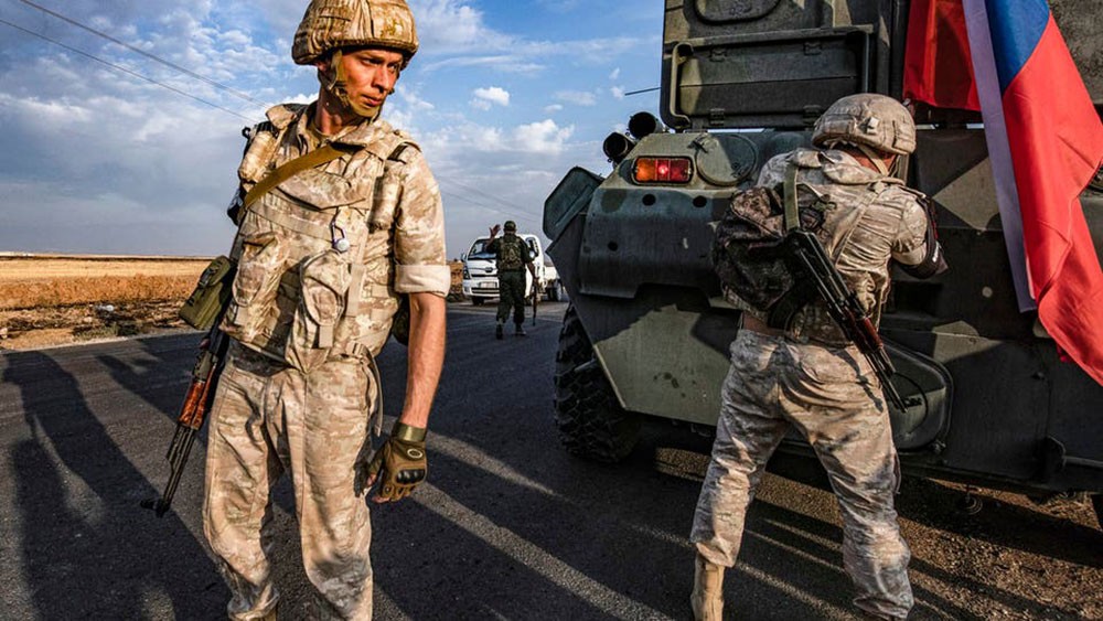 موسكو: نحو 300 من الشرطة العسكرية الروسية وصلوا سوريا