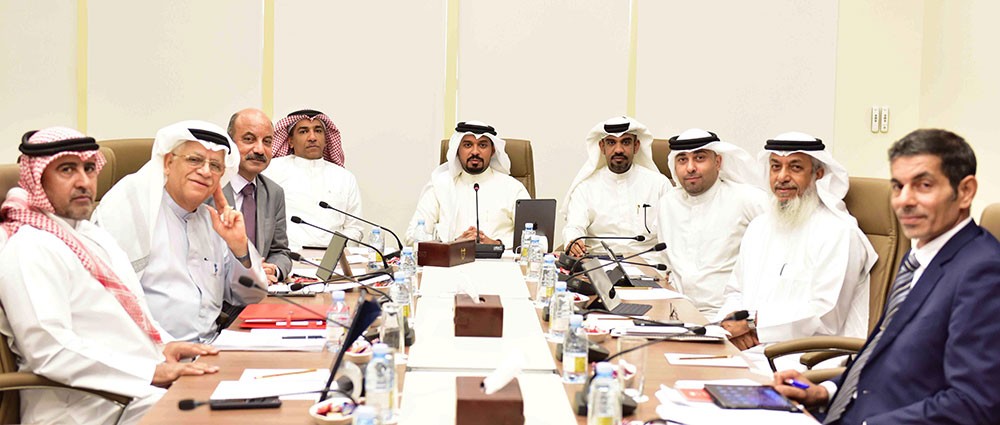 "بحرنة الوظائف" النيابية تتمسك بتمديد عملها لمدة شهرين