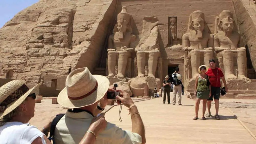 هل تتخلص السياحة المصرية من جميع أزماتها في 2020؟