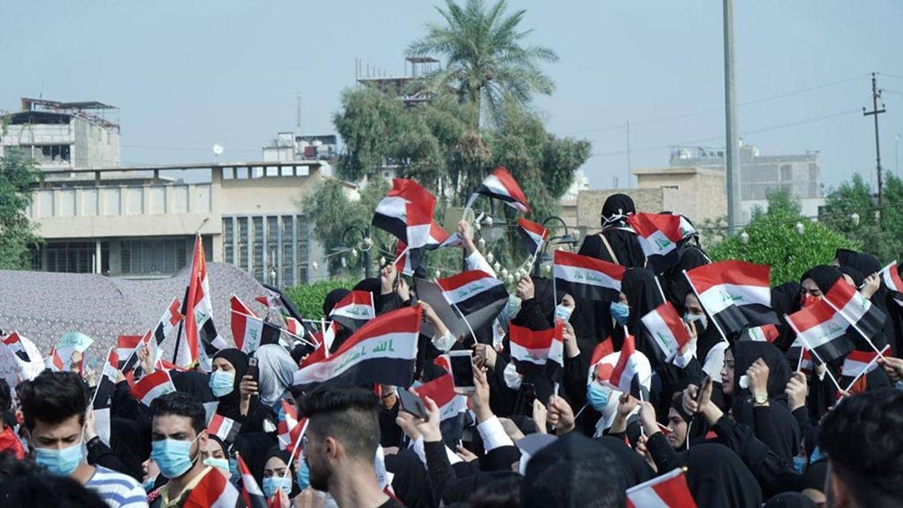 العراق.. الاحتجاجات متواصلة وسقوط قتيل وجرحى في كربلاء