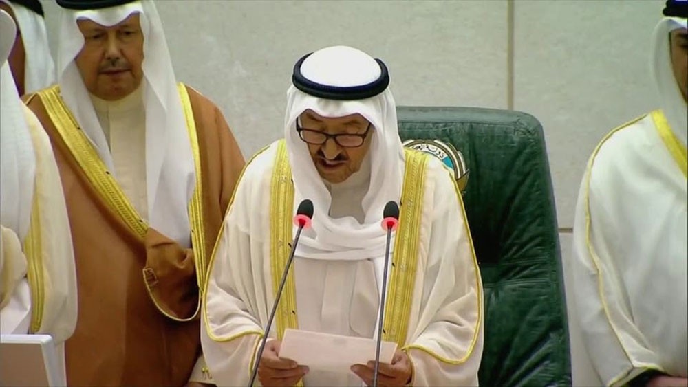أمير الكويت: ننبه إلى خطورة الأوضاع الملتهبة حولنا