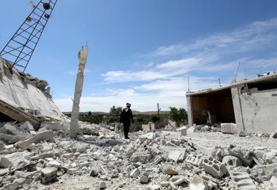 سوريا.. مقتل 6 من عائلة واحدة بغارة روسية بإدلب