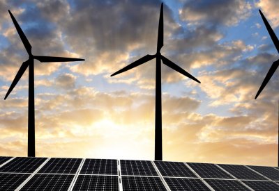 مشاريع الطاقة المتجدّدة في دول الخليج توفّر 76 مليار دولار بحلول 2030
