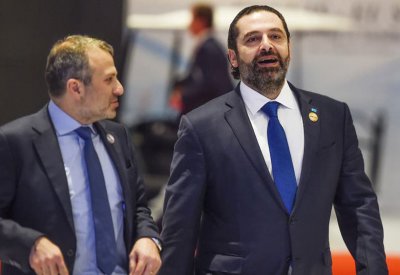 لبنان.. الحريري يلتقي باسيل وسط استمرار الاحتجاجات