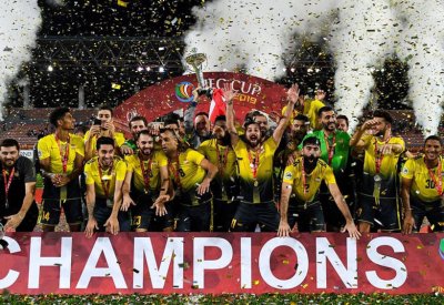 العهد اللبناني يتوج بلقب كأس الاتحاد الآسيوي