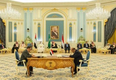 إيران تهاجم اتفاق الرياض: لا يساعد على حل أزمة اليمن