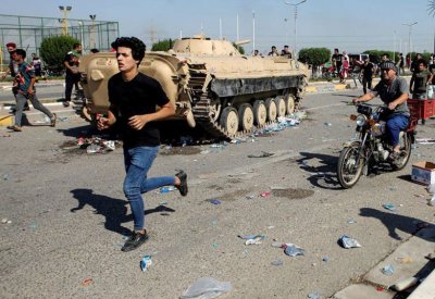 مقتل 4 محتجين في البصرة.. والأمن العراقي: "جهات منحرفة"