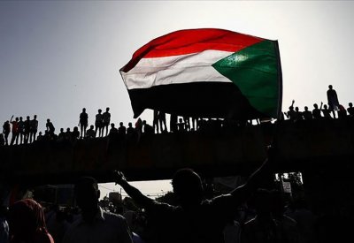 السودان: نحتاج 5 مليارات دولار لتفادي "انهيار الاقتصاد"