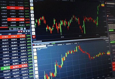 أسهم أوروبا تتراجع بفعل ضبابية بشأن التجارة