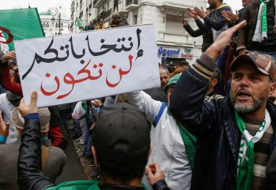 رئاسيات الجزائر.. حملة دعائية مبكرة لـ"مغازلة" الناخبين