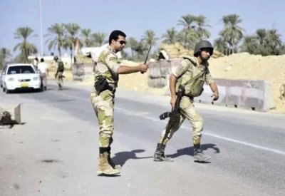 مصر.. مقتل 3 شرطيين باستهداف مجهولين كمينا أمنيا