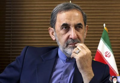 الأرجنتين تطلب من أذربيجان اعتقال مستشار خامنئي
