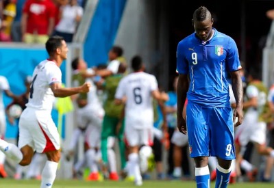 مانشيني: لن أكافح العنصرية بضم بالوتيلي إلى المنتخب