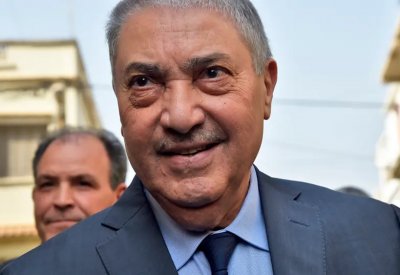 بن فليس: المؤسسة العسكرية وحدها تحمي الجزائر