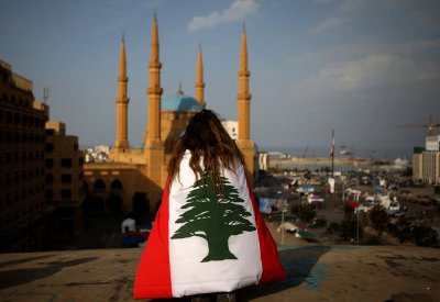 حراك لبنان مستمر.. "بوسطة الثورة" من الشمال إلى الجنوب